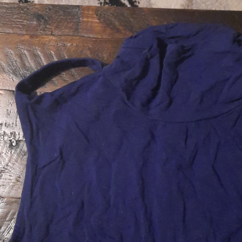 High neck‎ tank - Picture 2 of 4
